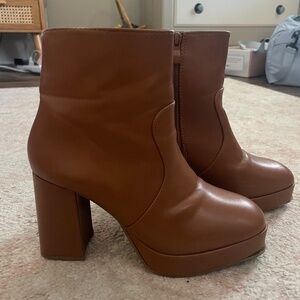 Platform ankle boots